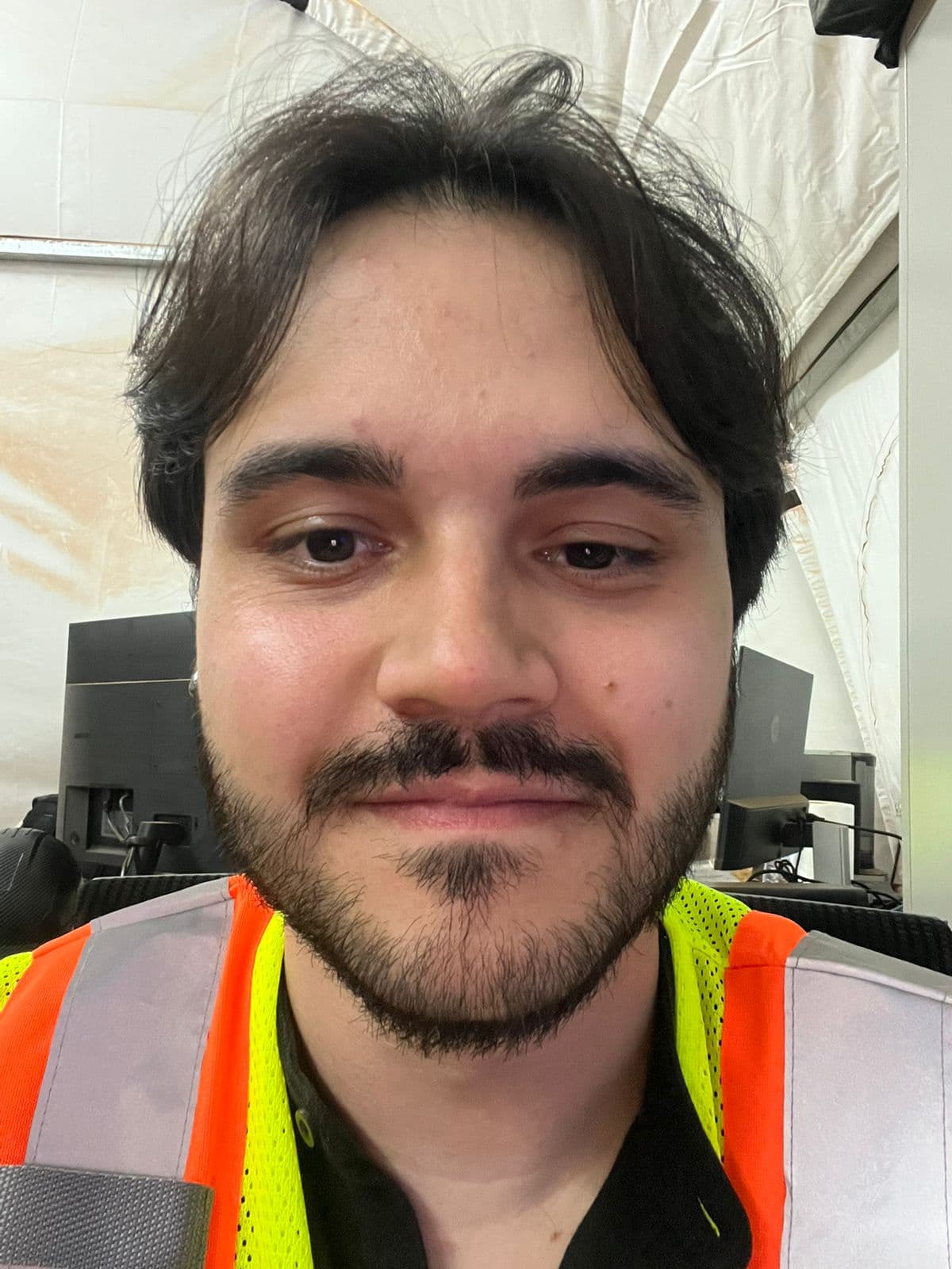 Selfie casual de exemplo